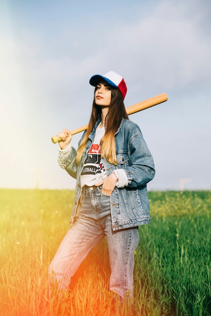 Free photo woman in casual clothes posing