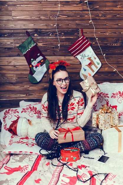 Free photo woman christmas portrait