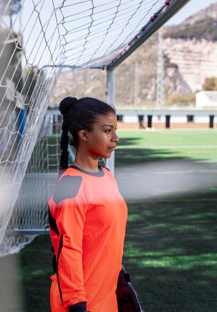 Colpo medio del portiere della donna