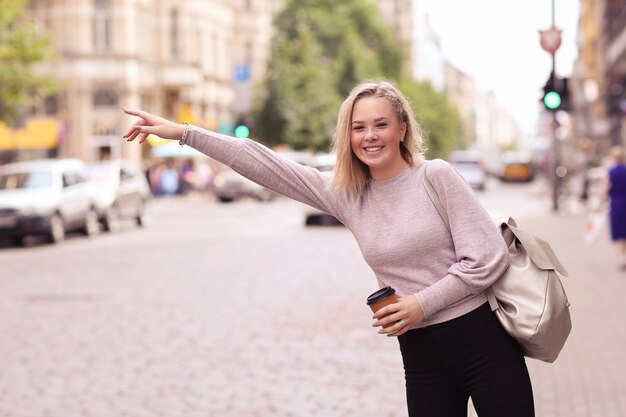 Free photo woman outdoor