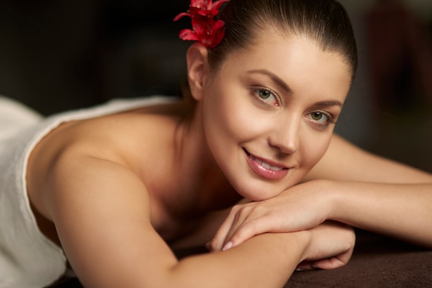 Woman relaxing in the spa