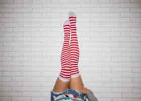 Foto gratuita gambe della donna in calze