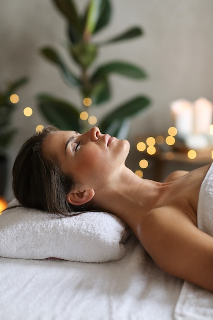 Free photo woman in spa