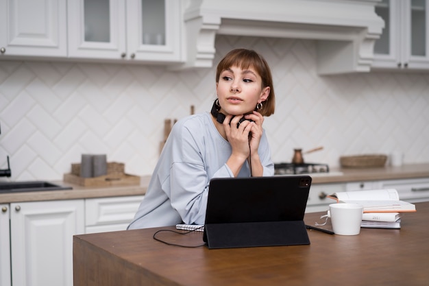 Woman taking e learning courses