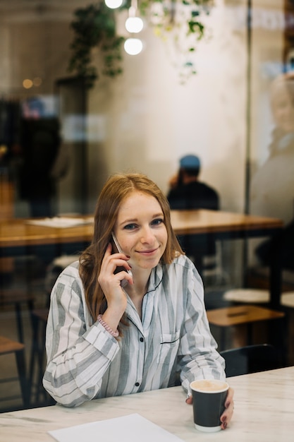 Free photo woman talking