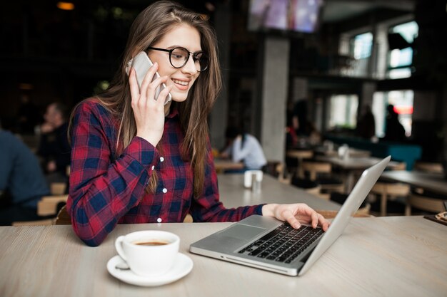 woman using business laptop computer