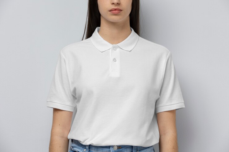 Free Photo woman wearing blank shirt