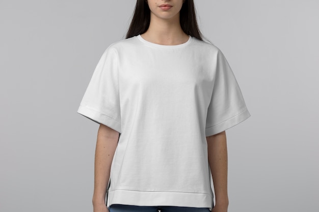 Woman wearing blank shirt