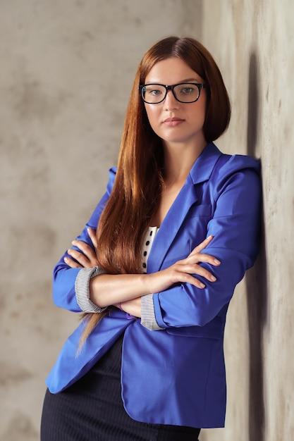 Free photo woman with blue blazer