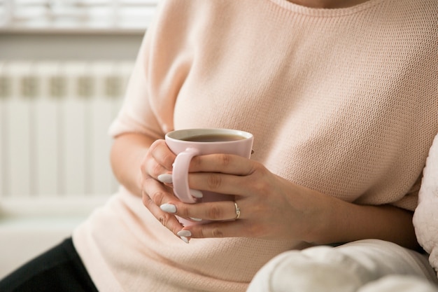 Free photo woman with coffee