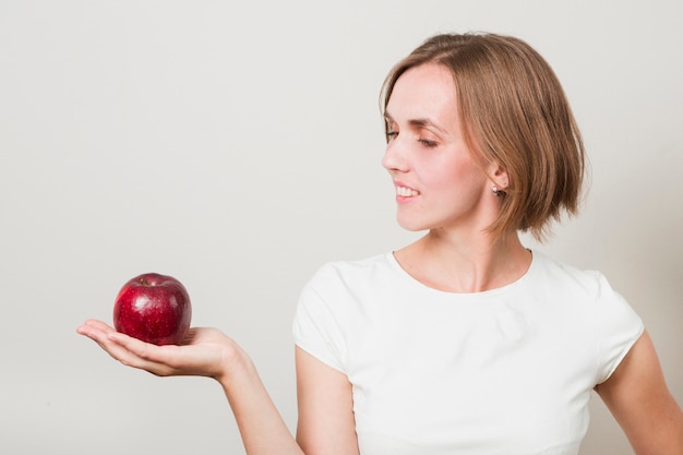 Free photo woman with food