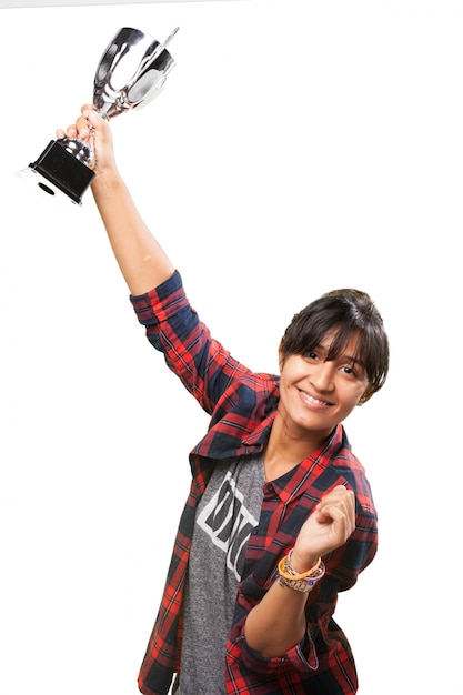 Foto gratuita la donna con un trofeo