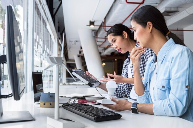 A Comparison of Software Engineering and Computer Science