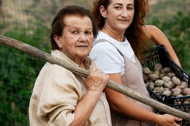 Free photo women working together in the country side