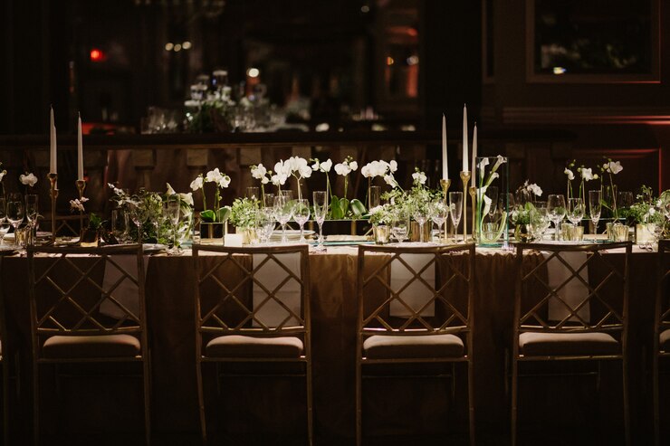 Free Photo wonderful wedding table in amazing restaurant