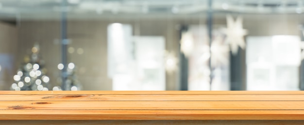 Free photo wooden board empty table blurred background