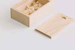 Free photo wooden box with shredding