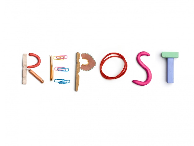 事務用文房具から作成されたrepostという単語。