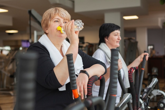 Free photo working out together at gym