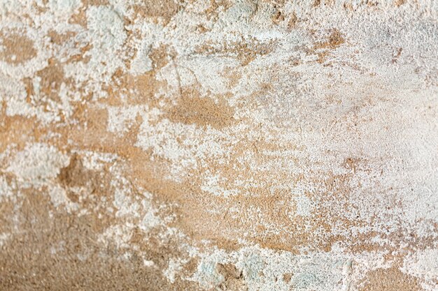 거친 표면으로 마모 된 시멘트 표면