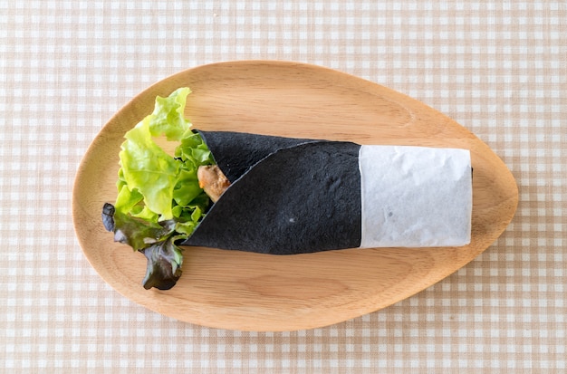 wrap salad roll