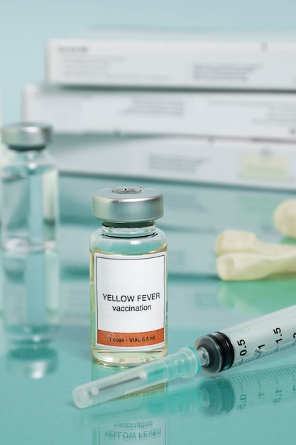 Free photo yellow fever vaccine concept