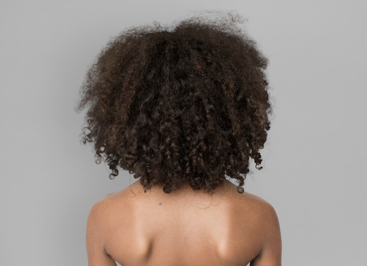 Free Photo young boy bare back shoot