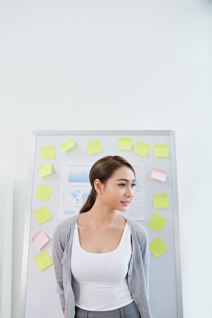 Free Photo young business woman