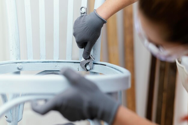 Free photo young businesswoman owner working