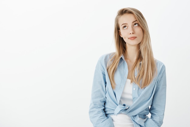 Free photo young european woman with blond hair