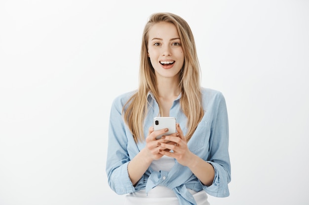 Free photo young european woman with blond hair