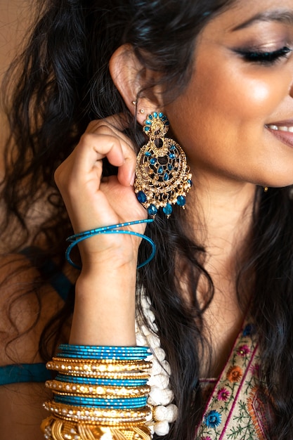 Young indian woman wearing sari