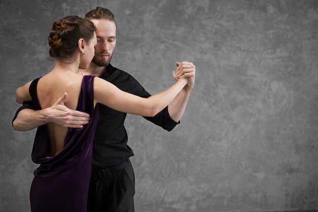 Thread Finesse Master The Dance