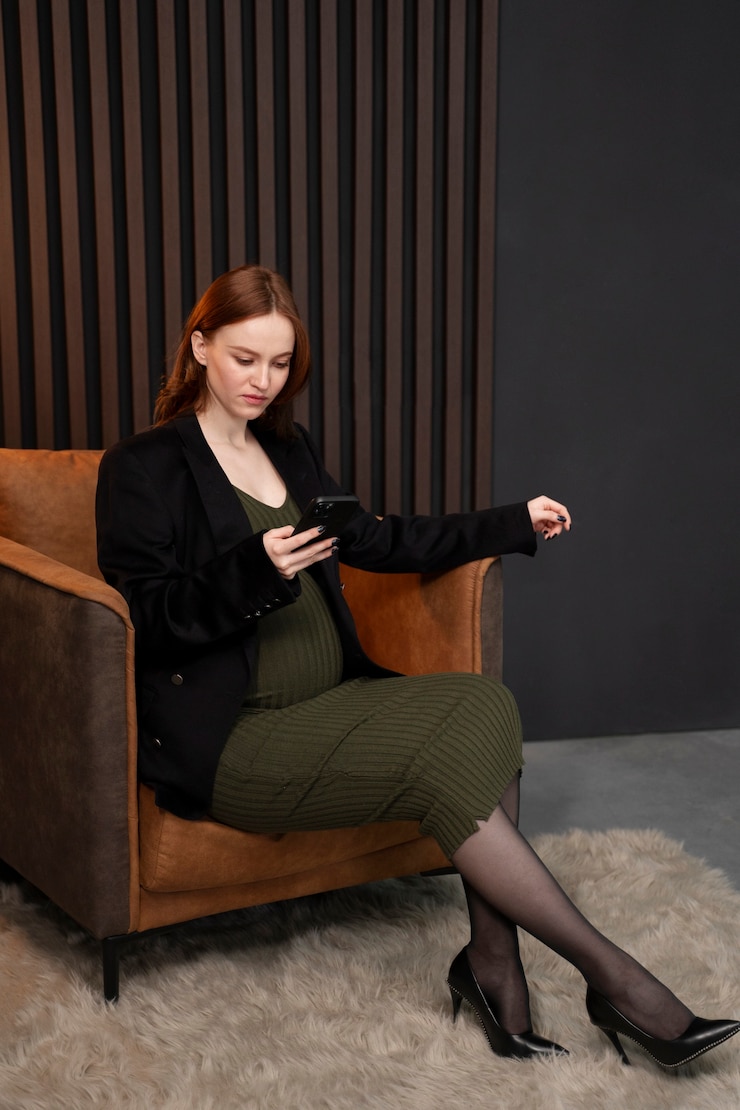 Little Russian girls in pantyhose Page 3 | Elegant Russian Sitting Images - Free Download on Freepik