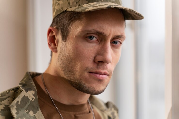 Бесплатный Фотография молодой солдат под эффектом ptsd