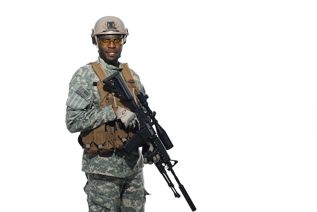 Free photo young soldier wearing americans army uniform and glasses