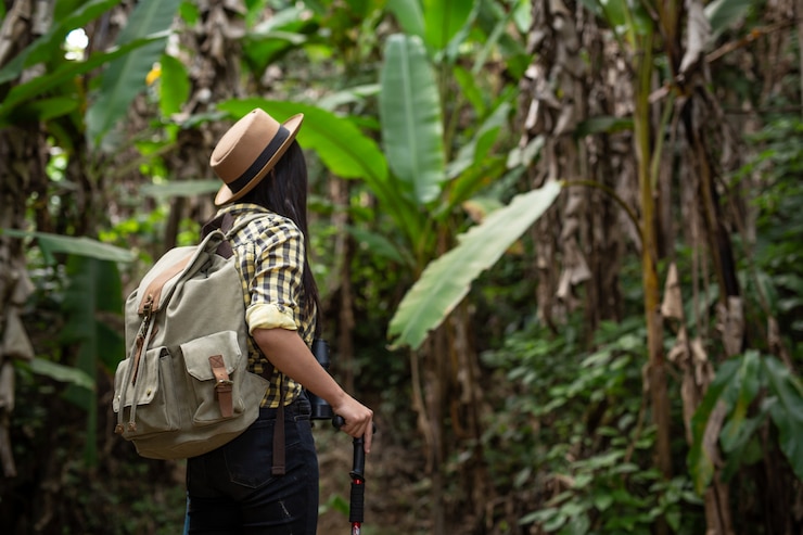 Choosing Your Eden: Costa Rica and St. Vietnam – A Traveler’s Dilemma