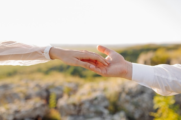 Free photo young wedding couple enjoying romantic moments