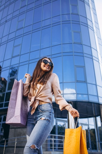 Fashion Valley: An Upscale Shopping Destination in San Diego