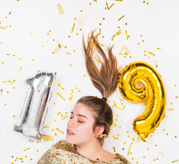 Free photo young woman celebrating 19 birthday