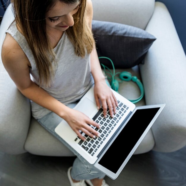 Young woman enjoying new technologies