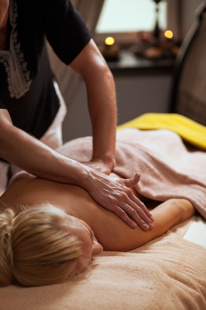 Full Body Massage Images - Free Download on Freepik