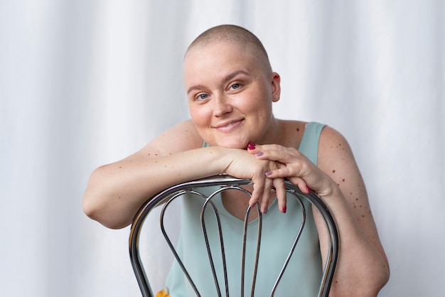 Free photo young woman fighting cancer