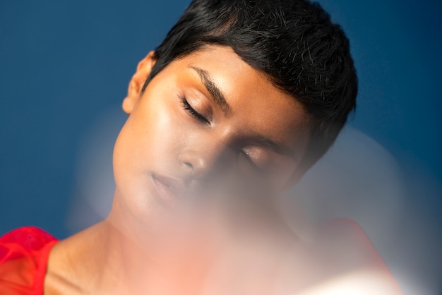 Free photo young woman portrait close up