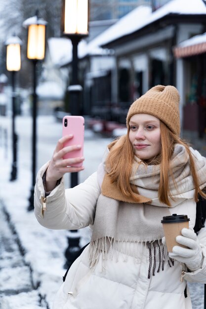 Young woman traveling trough the city