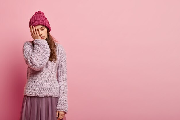 Young woman wearing fashionable clothes