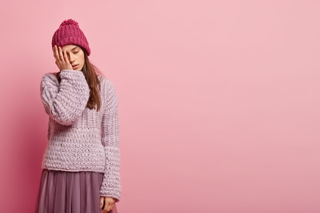 Young woman wearing fashionable clothes