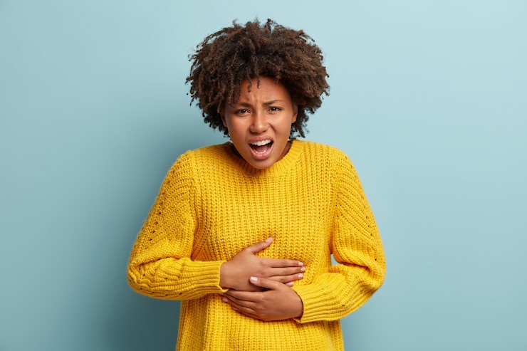 Free Photo young woman with afro haircut wearing sweater