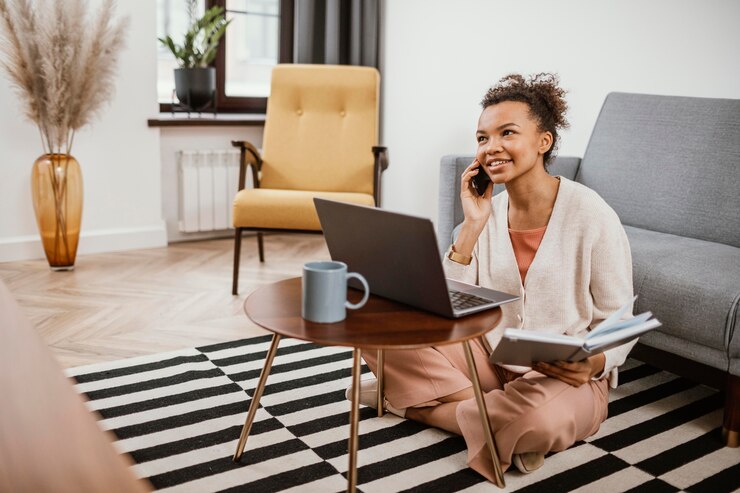 Free Photo young woman working from a modern place