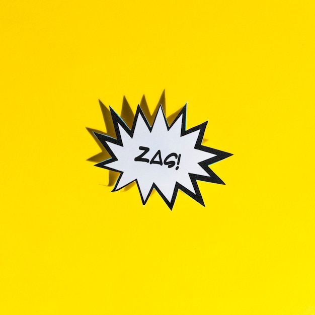 Zag! белый комический речевой пузырь с черной каймой на желтом фоне